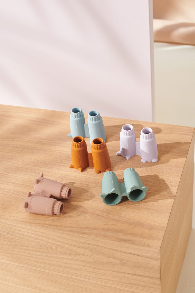 Rikki binoculars